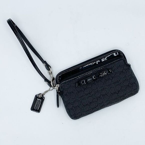 Coach Double Zip Wristlet with Black Patent Leather Bow Signature Smoke - Picture 1 of 10